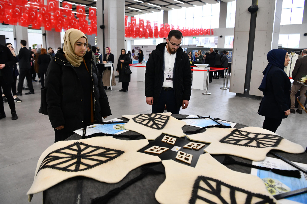 189 Eser Yarıştı