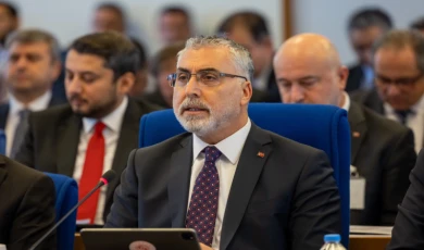 Bakan Işıkhan: Belediyelerin prim borçları had safhada..